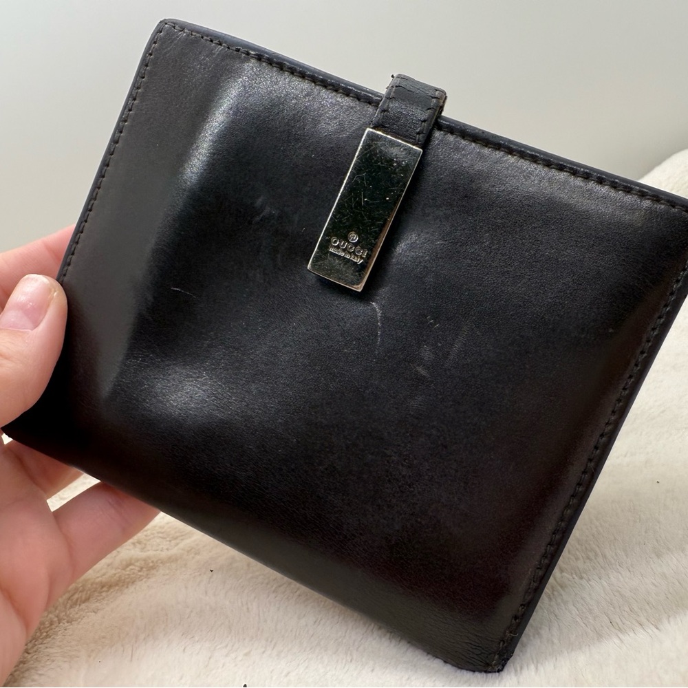 Gucci Black Leather Bifold Wallet - Picture 8 of 8